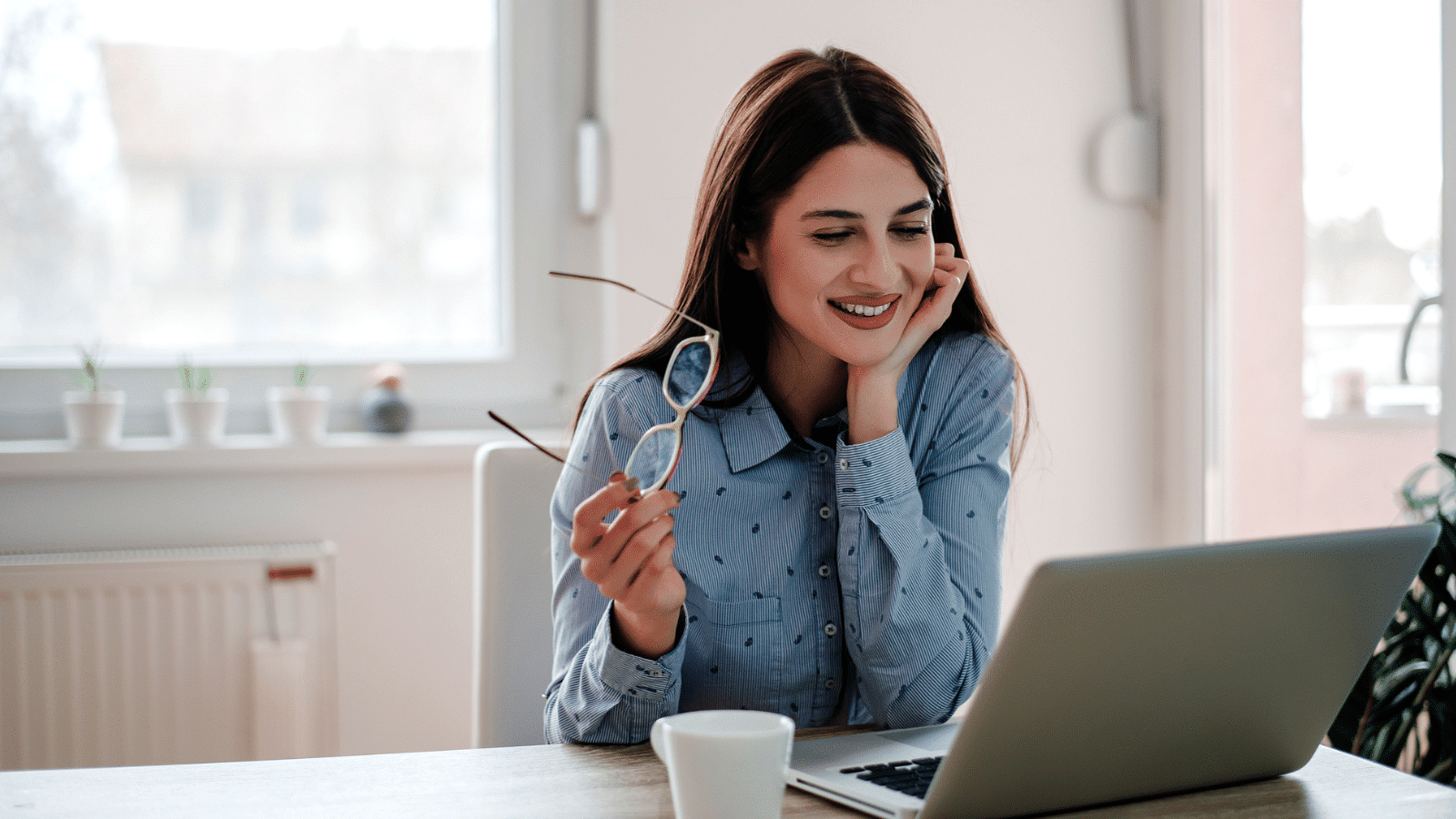 Kako organizovati home office i ostati elegantna & produktivna?